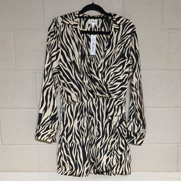 The Drop Women's Mack Silky Wrap Mini Dress Zebra Print Size M NWT Old Money - Picture 5 of 10